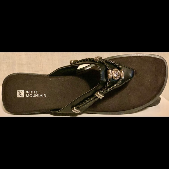 White Mountain Black Leather Sandal - Picture 5 of 5